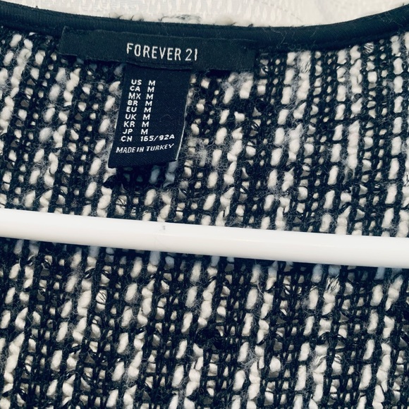 Sweater vest - Picture 2 of 3